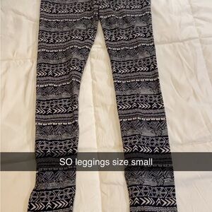 SO Geometric Black and White Leggings